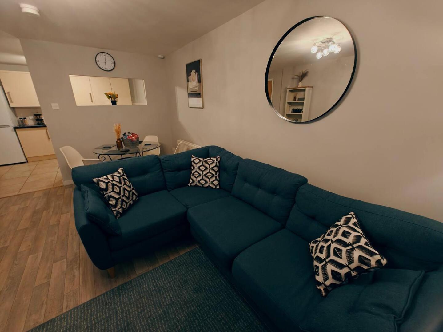 2br Cosy Centre Апартаменты *